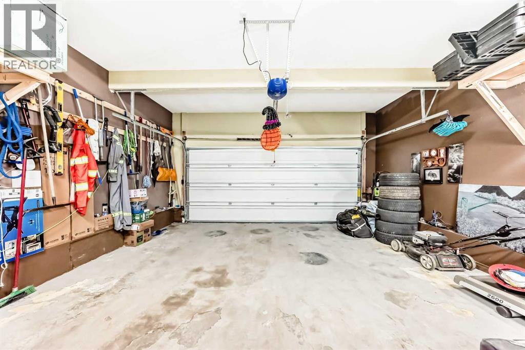 11 Taralake Way NE - 39