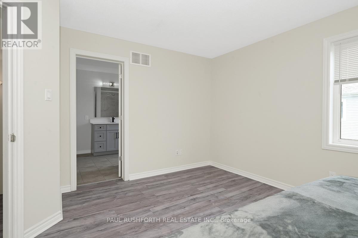 305 LAMARCHE AVENUE - 16