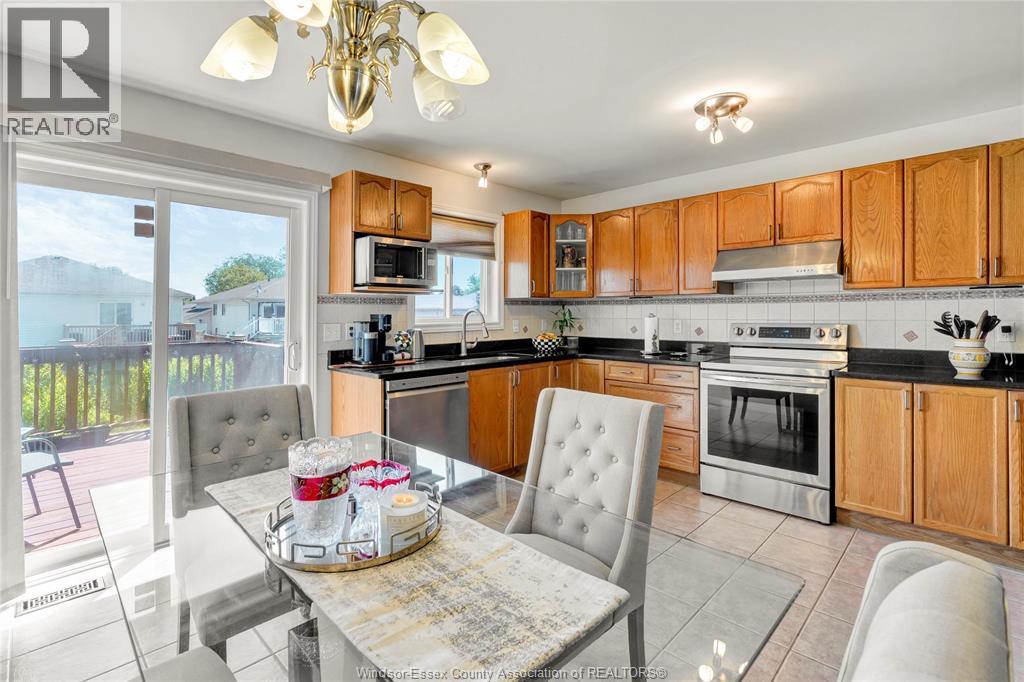 1078 TREVERTON - 10