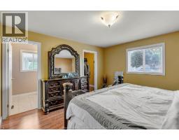 1078 Treverton, Windsor, ON N8P1S5 Photo 17