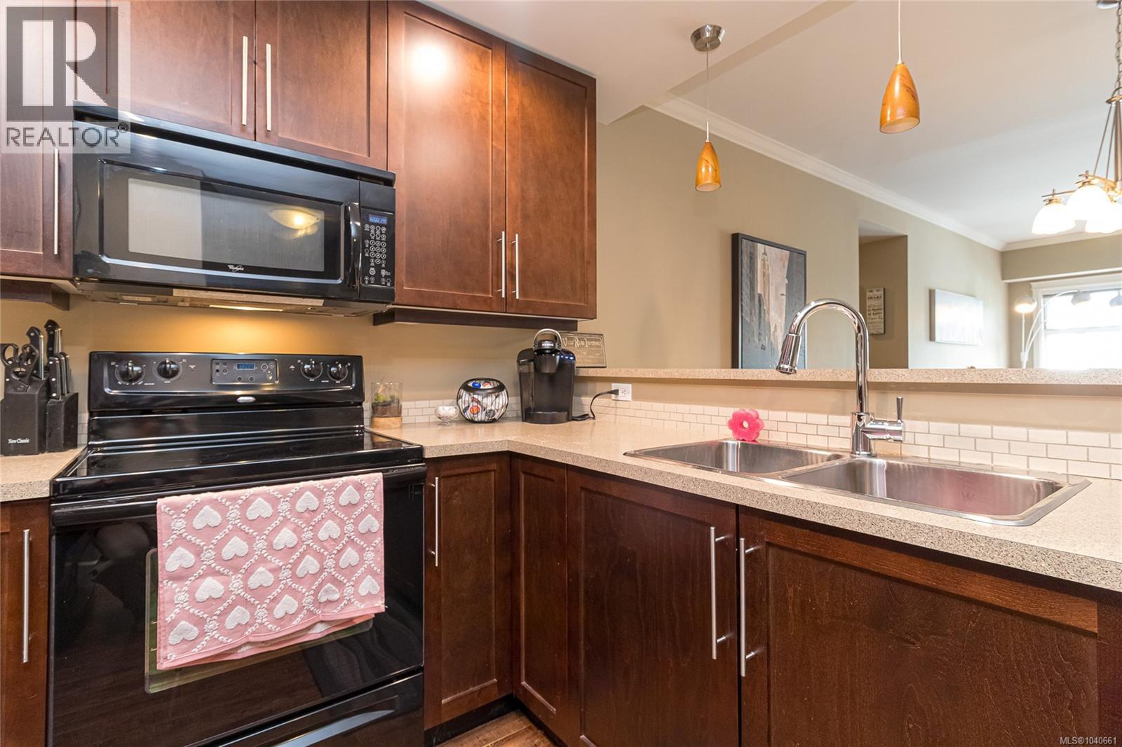 #303 2881 Peatt Rd - 14