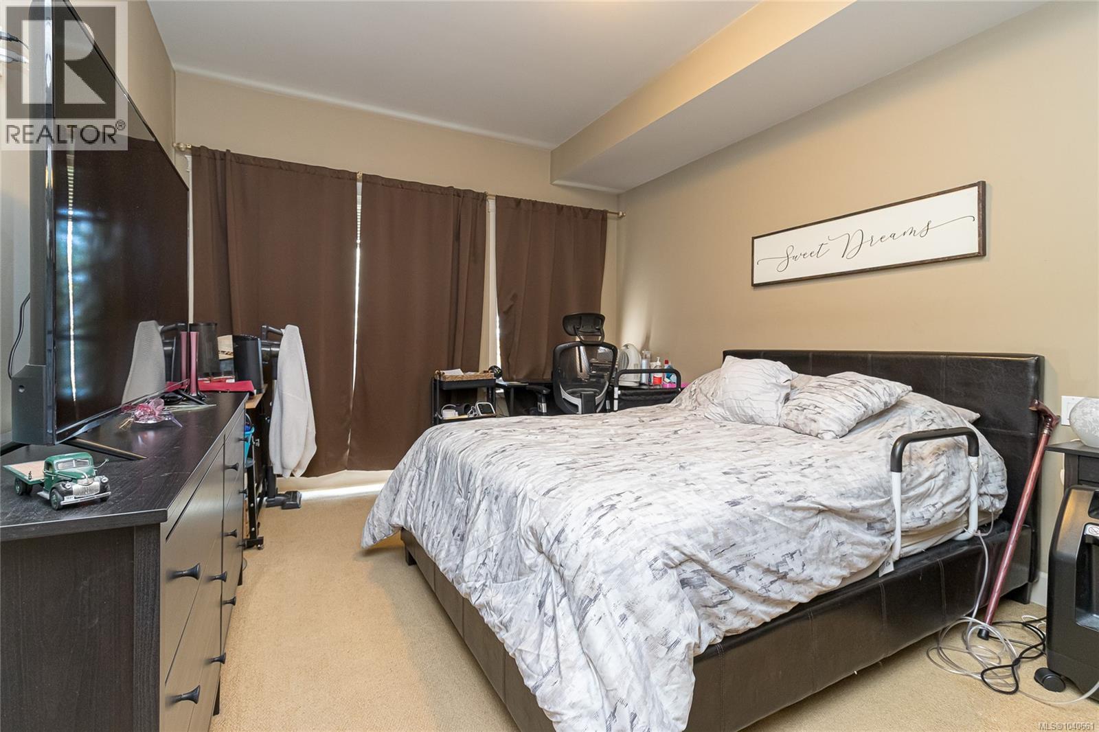 #303 2881 Peatt Rd - 16