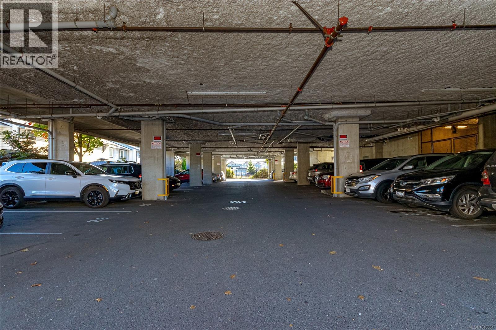 #303 2881 Peatt Rd - 29