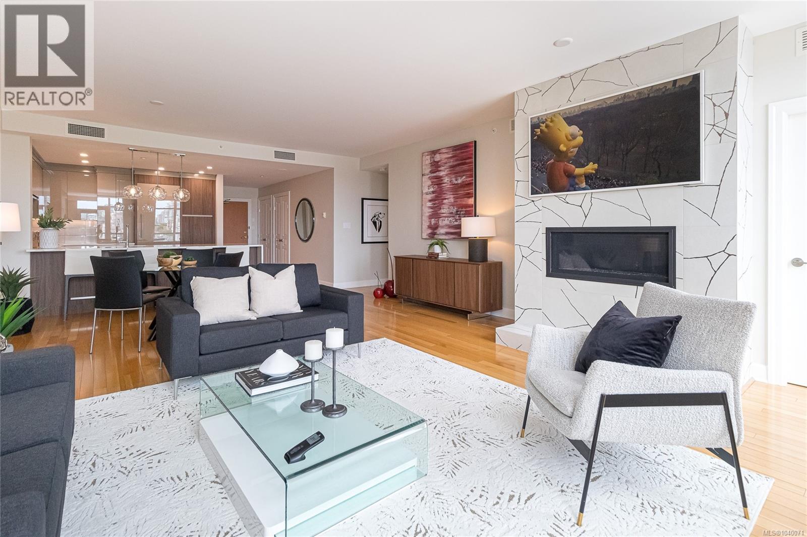 323 21 Dallas Rd, Victoria