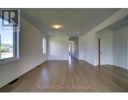 1 Amber Drive, Wasaga Beach, ON L9Z0R9 Photo 8