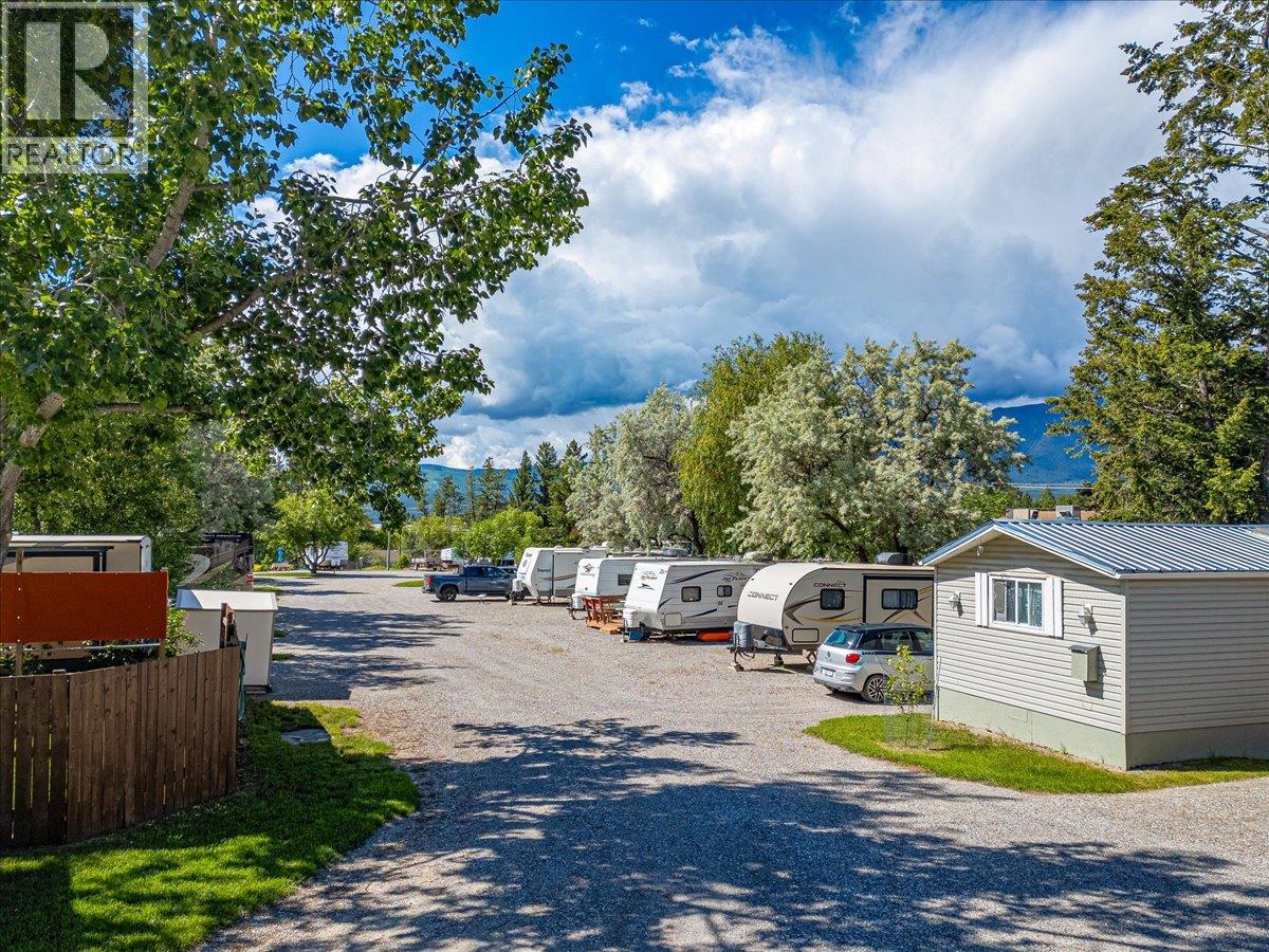1474 93 95 Highway - 63