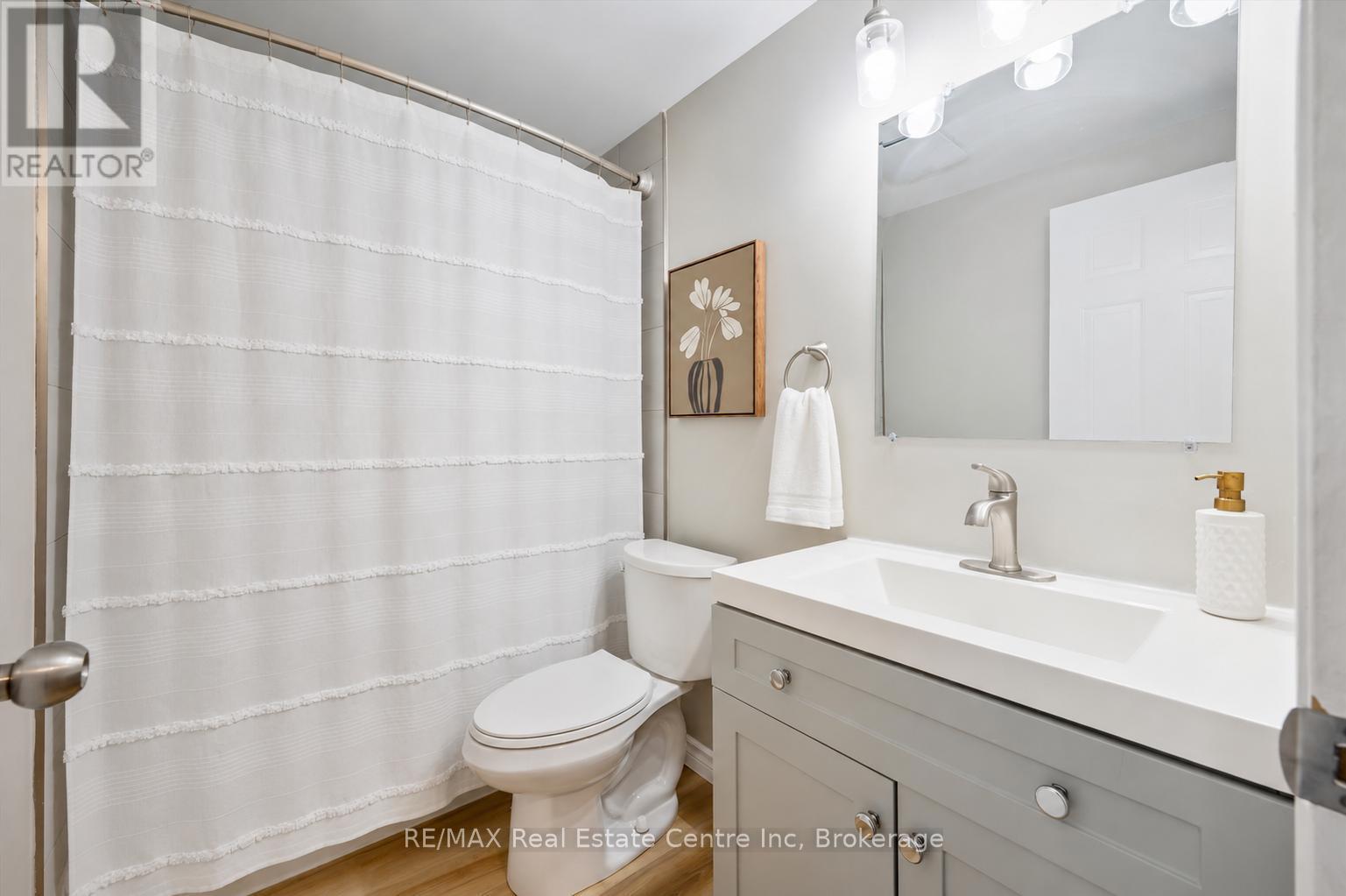 #44 124 GOSLING GARDENS - 10