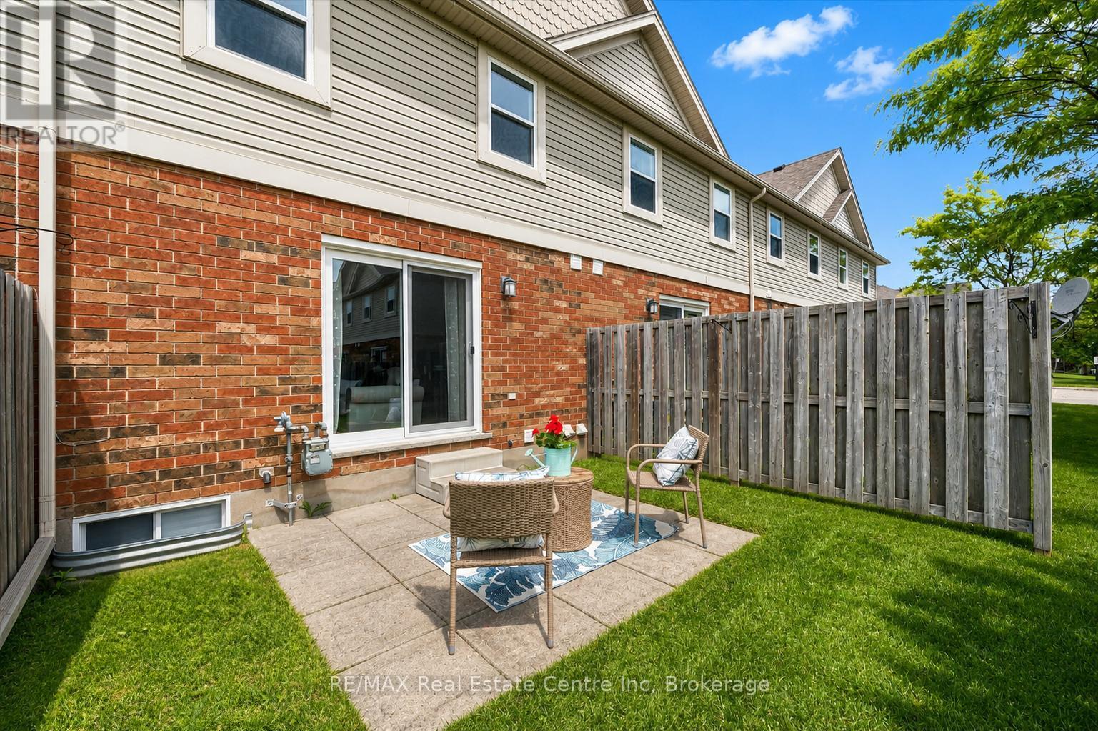 #44 124 GOSLING GARDENS - 15