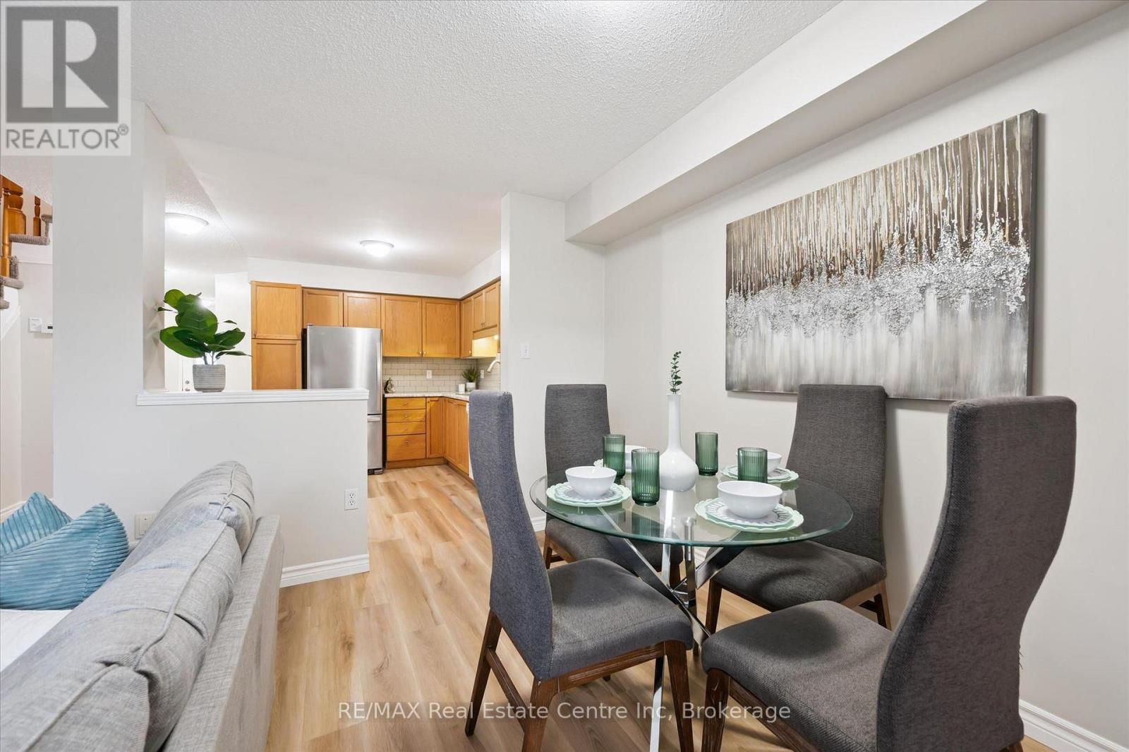 #44 124 GOSLING GARDENS - 4