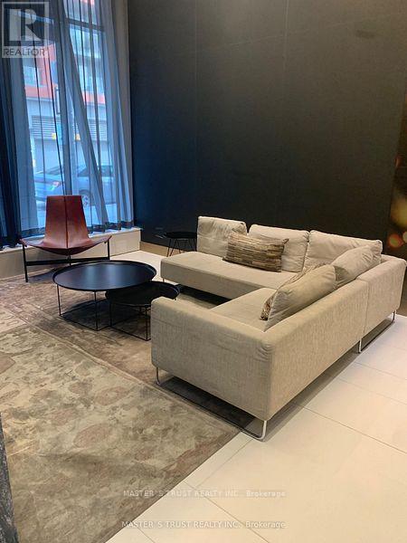 #2406 30 NELSON STREET - 13