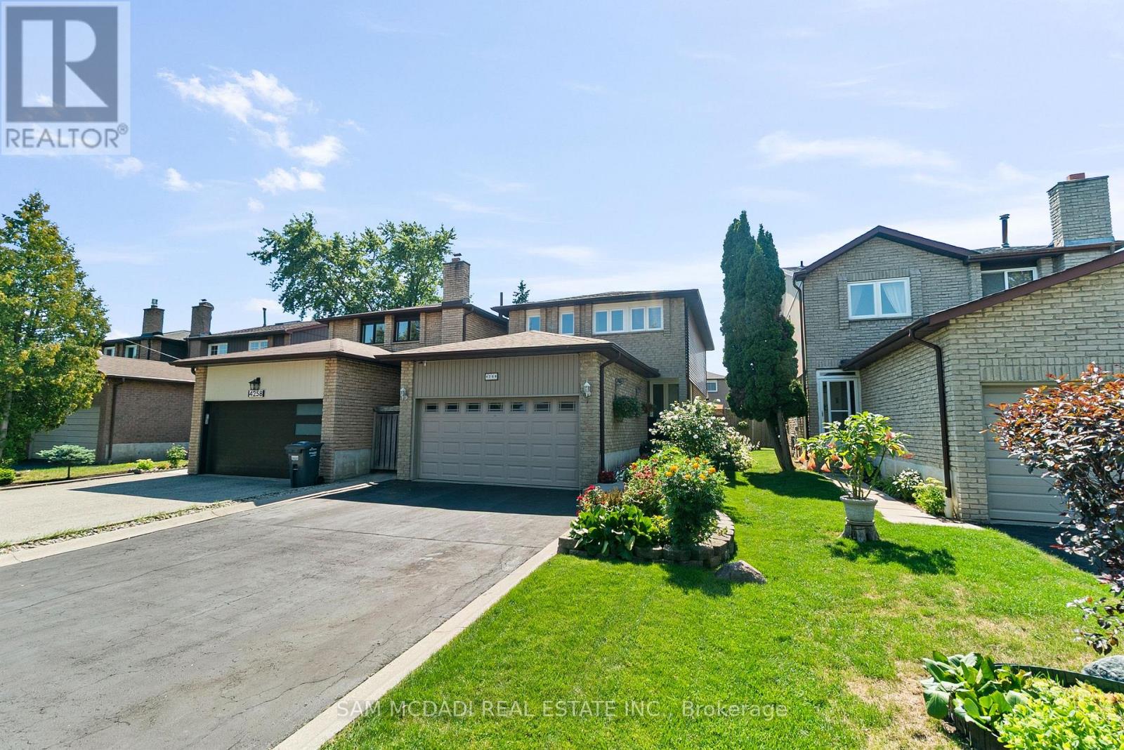 4260 SHELBY CRESCENT - 1
