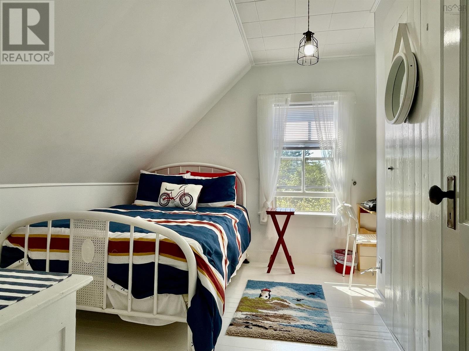 4847 Shore Road - 27