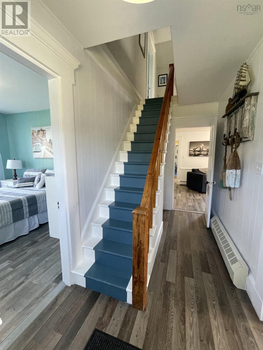 4847 Shore Road - 24