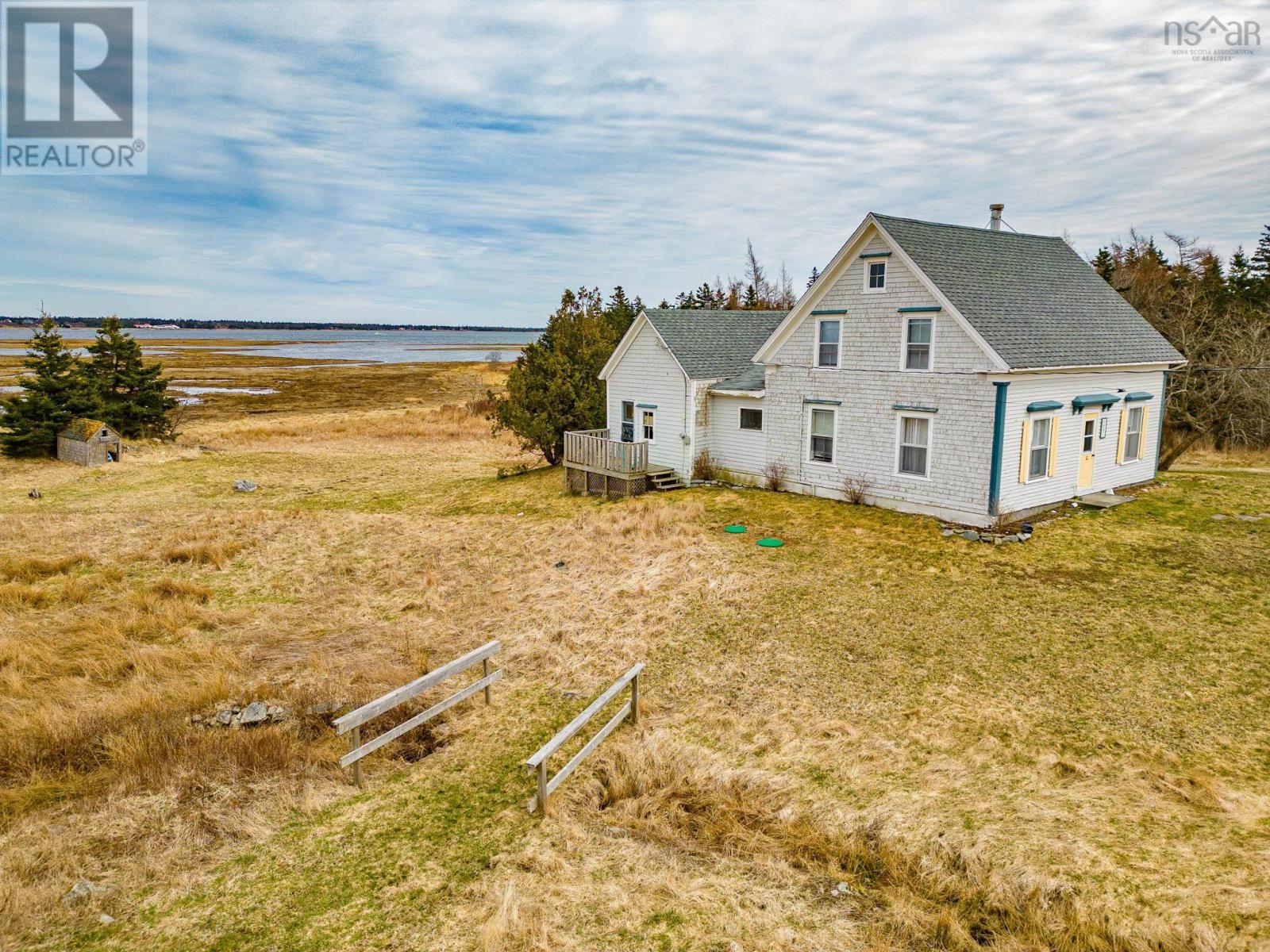 4847 Shore Road - 7
