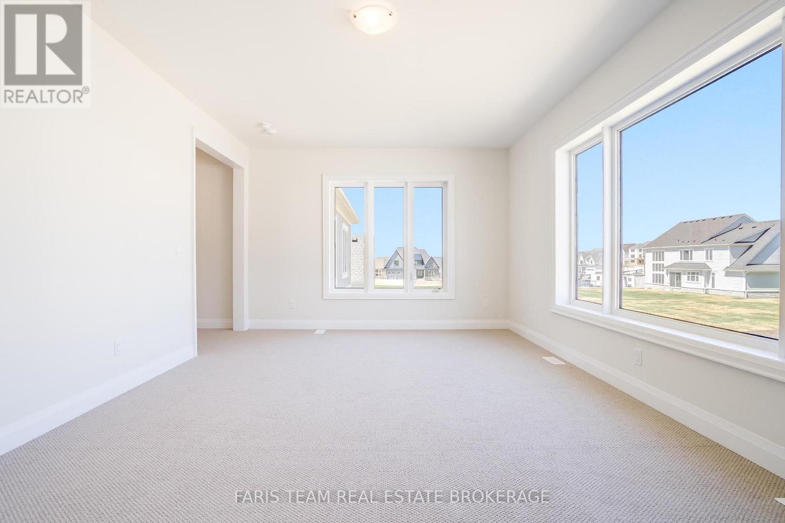 22 ALDWINCKLE AVENUE - 27