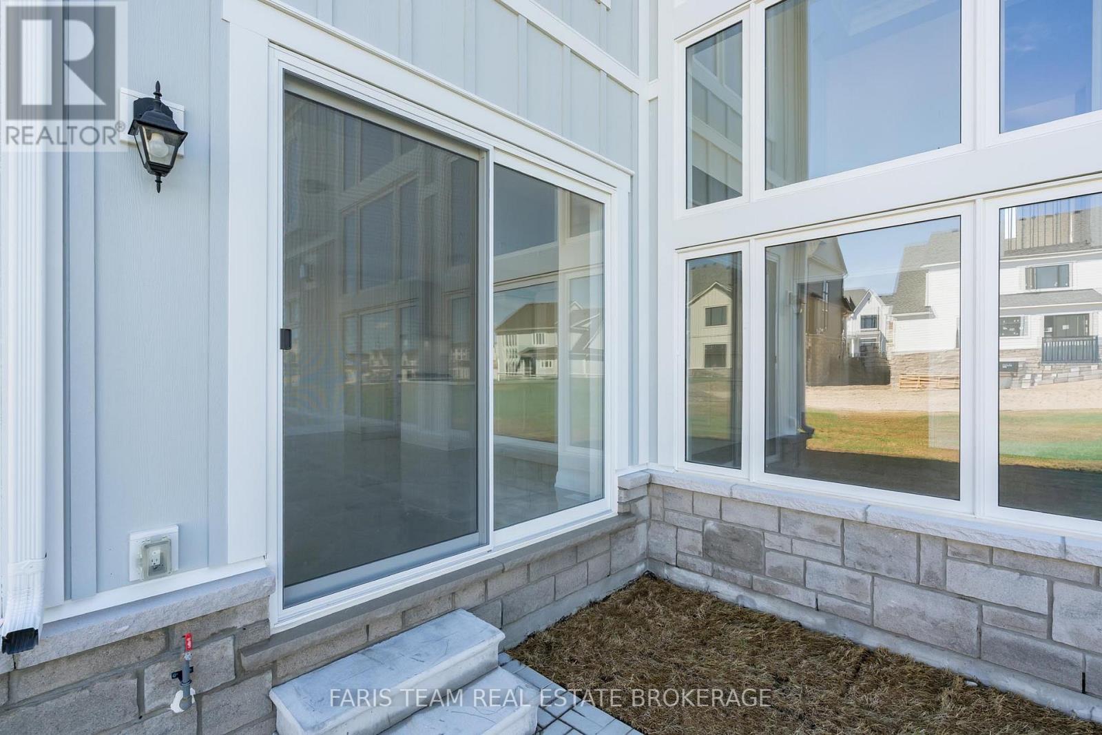 22 ALDWINCKLE AVENUE - 45