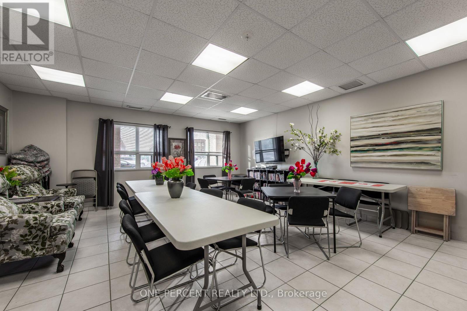 #505 200 BROADWAY AVENUE - 37