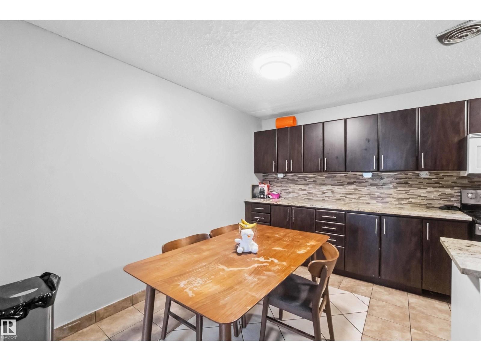 219 Callingwood Tw NW NW - 14