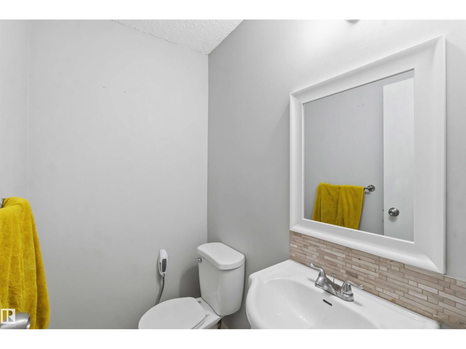 219 Callingwood Tw NW NW - 24