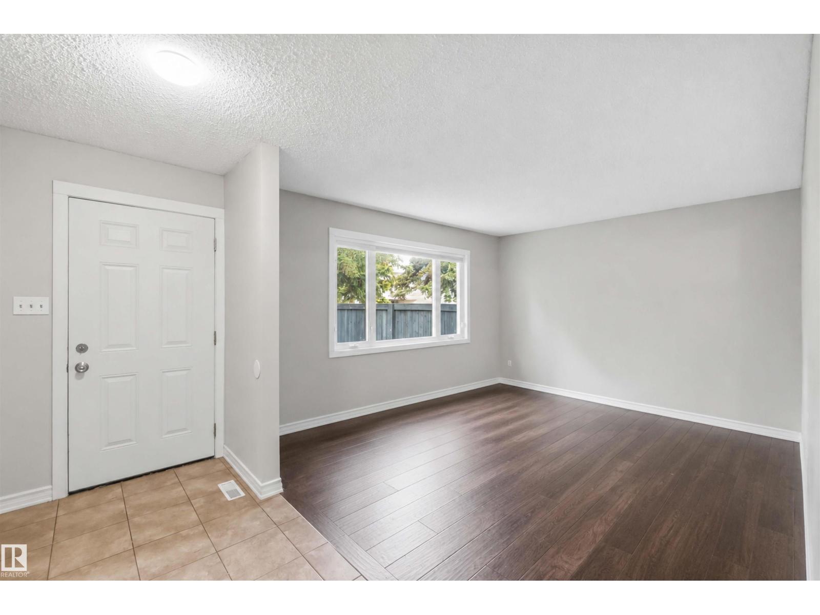 219 Callingwood Tw NW NW - 8