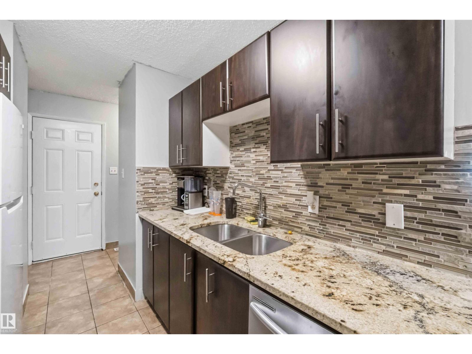 219 Callingwood Tw NW NW - 20