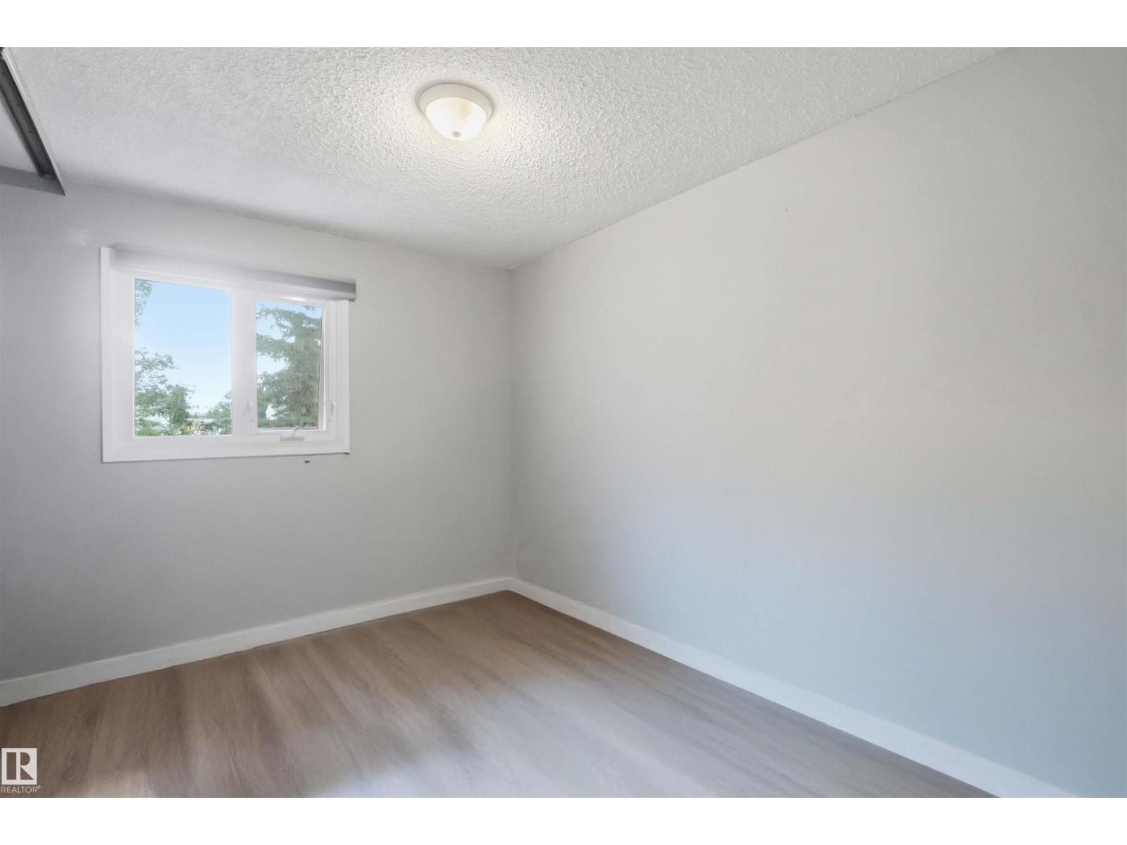 219 Callingwood Tw NW NW - 68