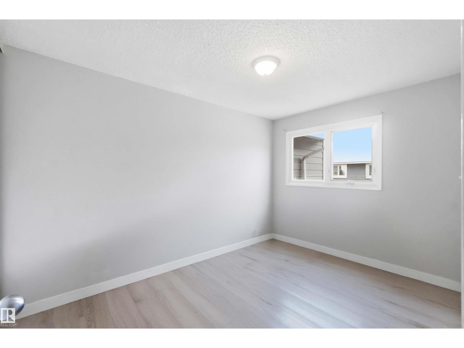 219 Callingwood Tw NW NW - 70