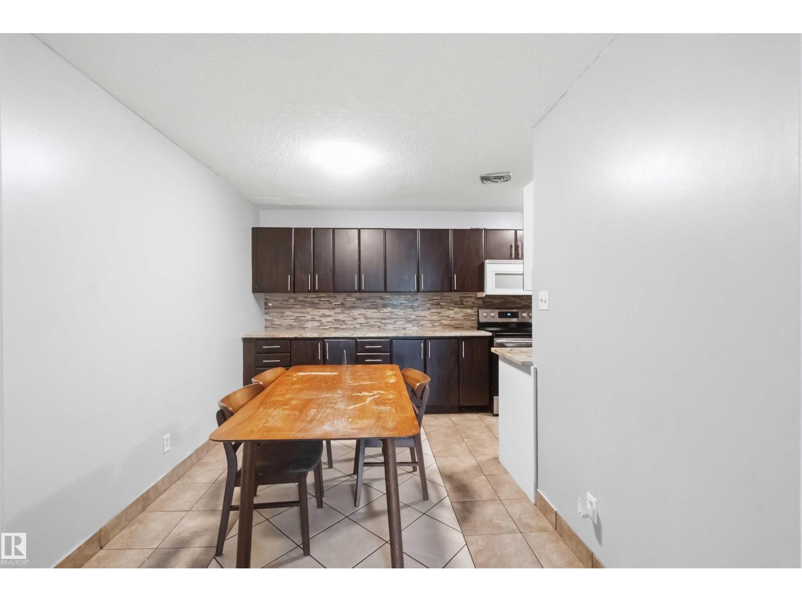 219 Callingwood Tw NW NW - 47