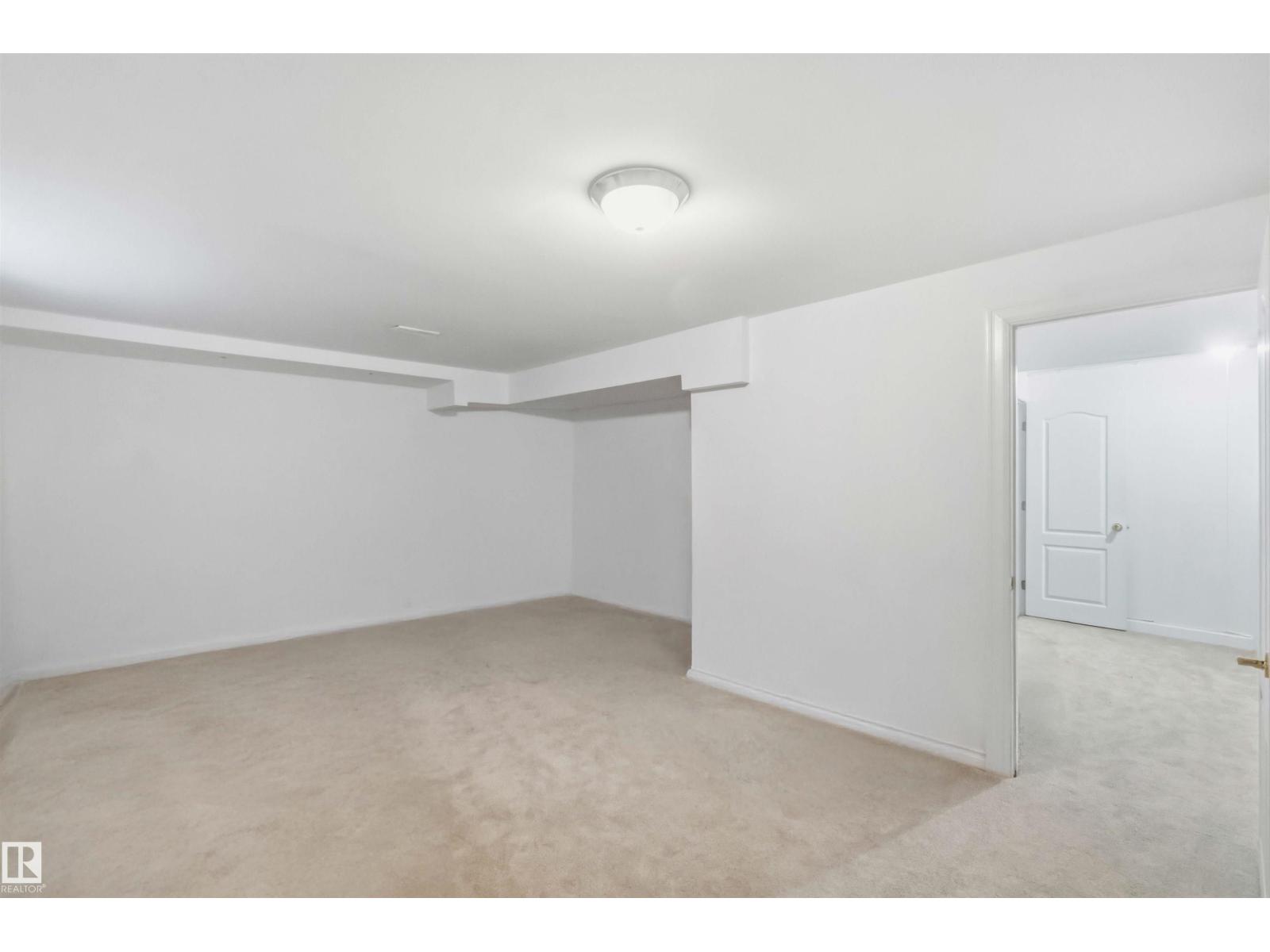 219 Callingwood Tw NW NW - 60
