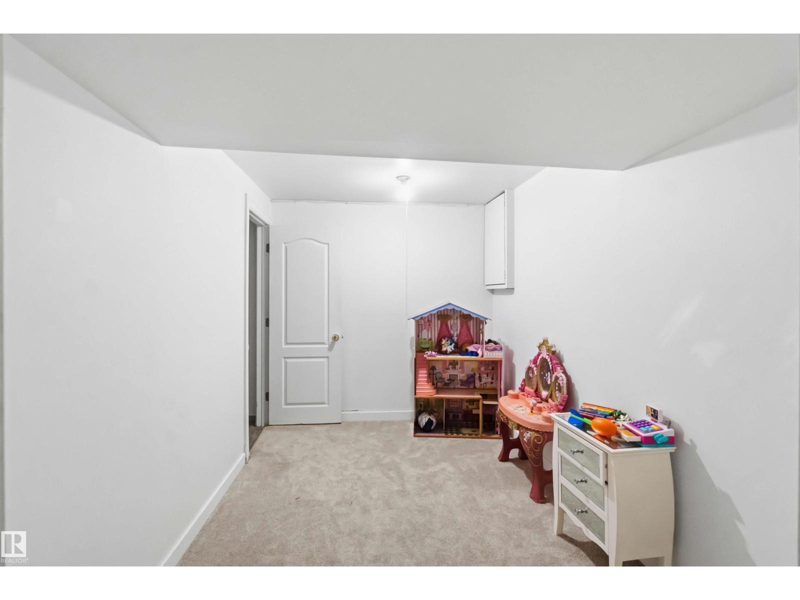 219 Callingwood Tw NW NW - 37