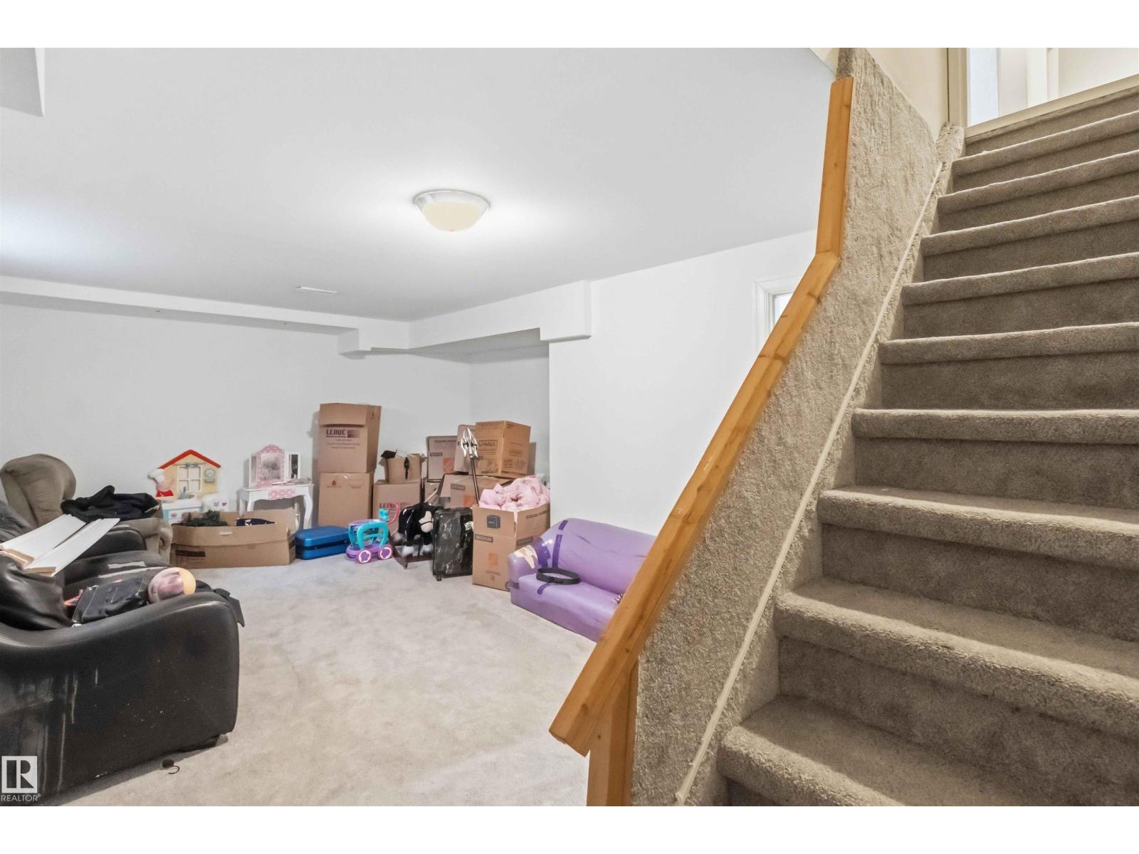 219 Callingwood Tw NW NW - 34