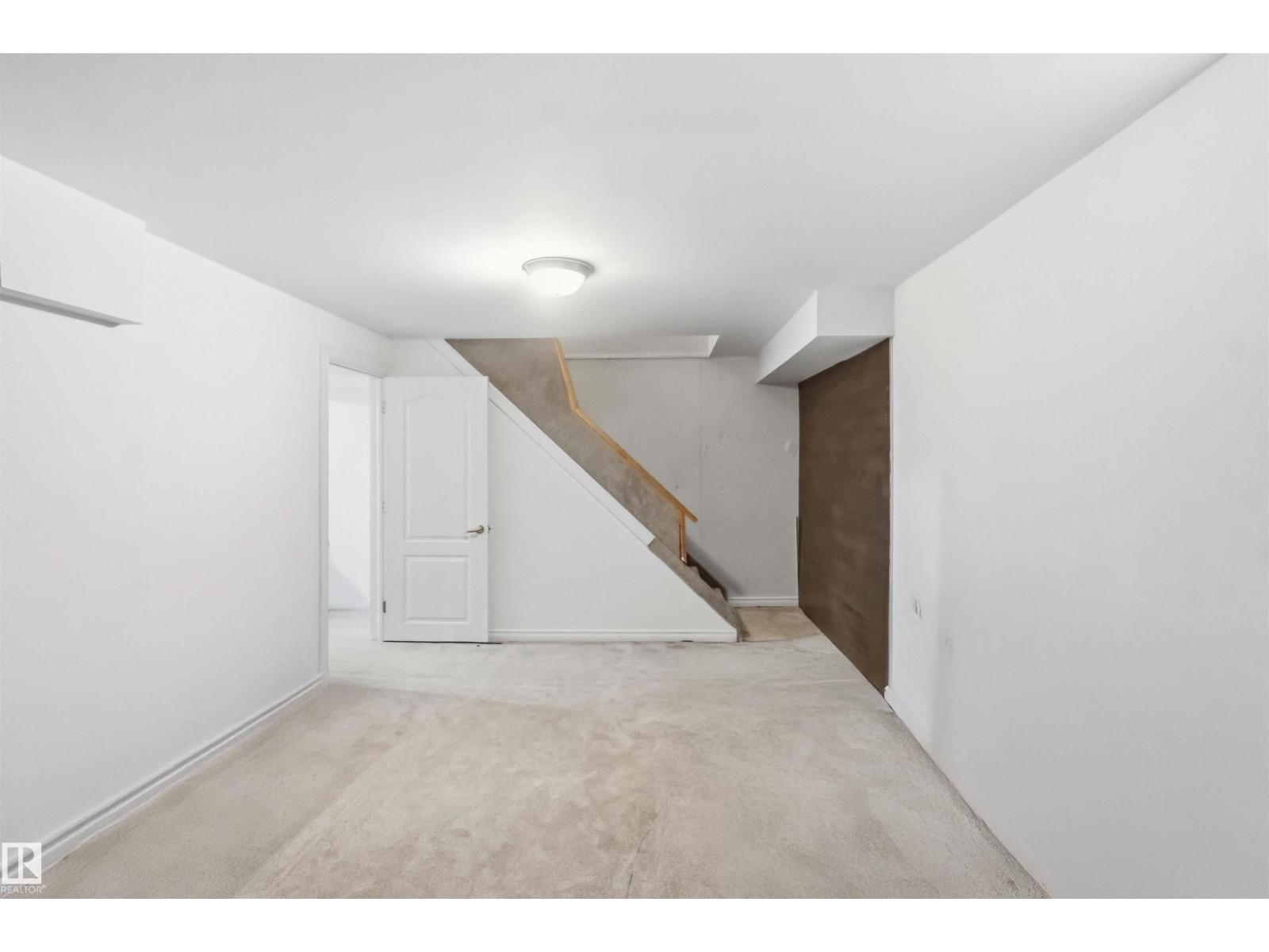 219 Callingwood Tw NW NW - 61