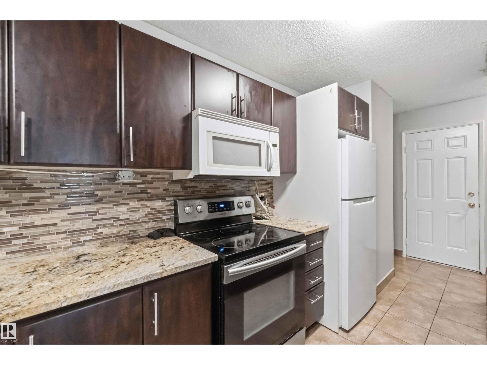 219 Callingwood Tw NW NW - 19