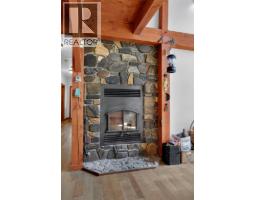Laundry room - 1851 Johnsons Landing Road, Johnsons Landing, BC V0G1B0 Photo 14