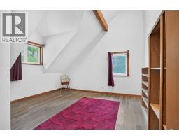 1851 Johnsons Landing Road, Johnsons Landing, BC V0G1B0 Photo 35