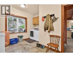 1851 Johnsons Landing Road, Johnsons Landing, BC V0G1B0 Photo 22