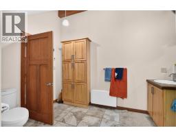 1851 Johnsons Landing Road, Johnsons Landing, BC V0G1B0 Photo 45