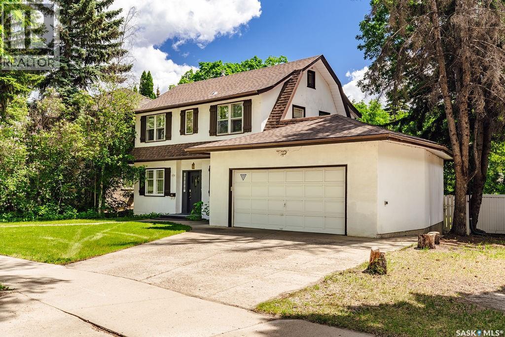 1004 University DRIVE - 2