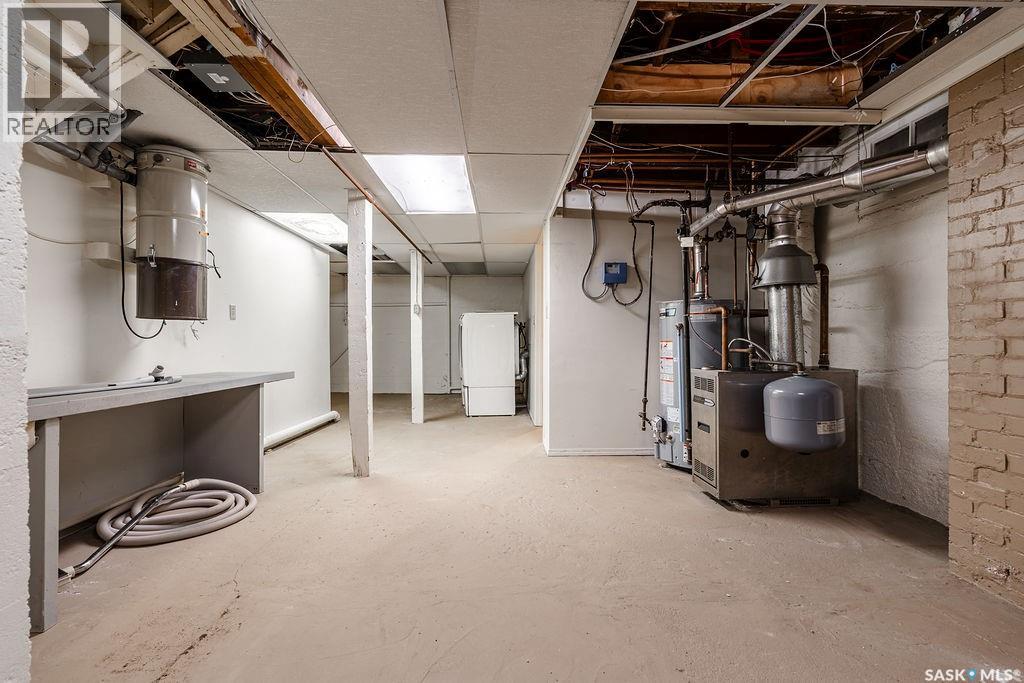 1004 University DRIVE - 36