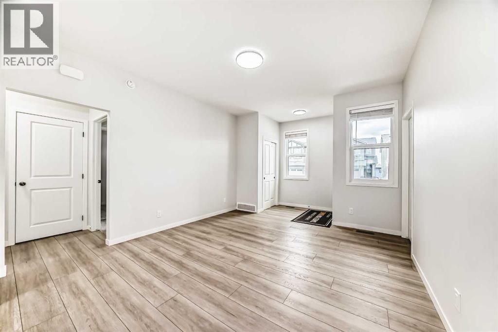 212 Lucas Place NW - 15