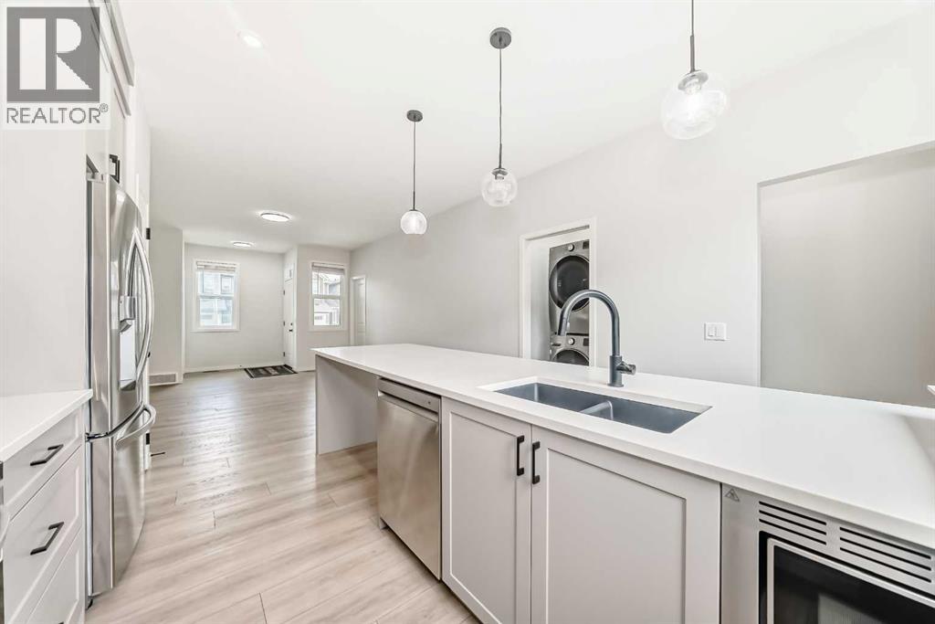 212 Lucas Place NW - 11