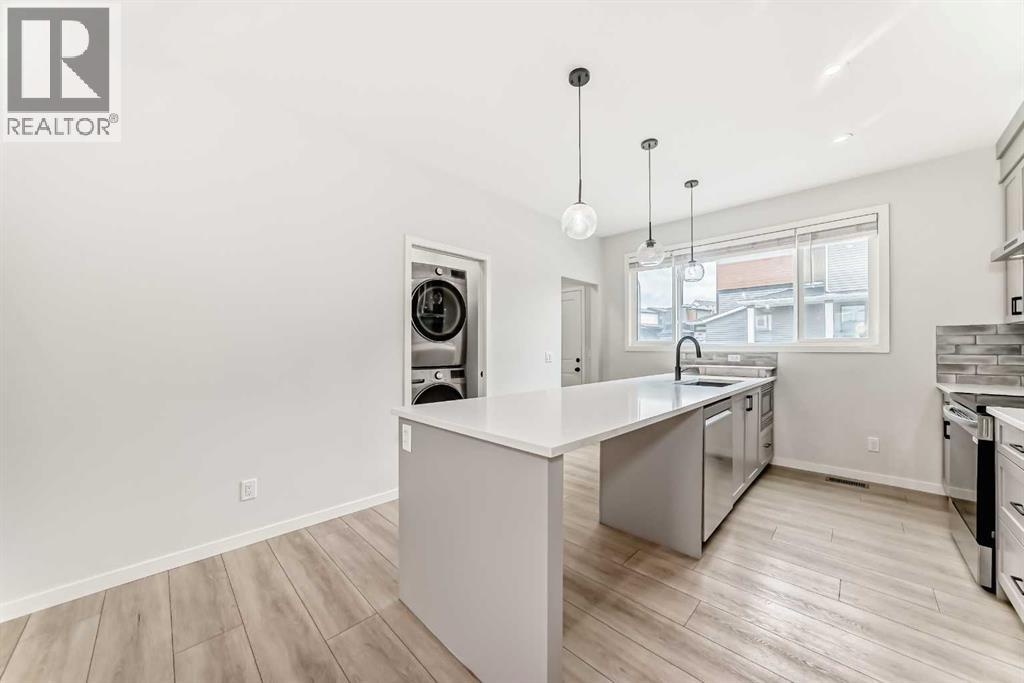 212 Lucas Place NW - 10