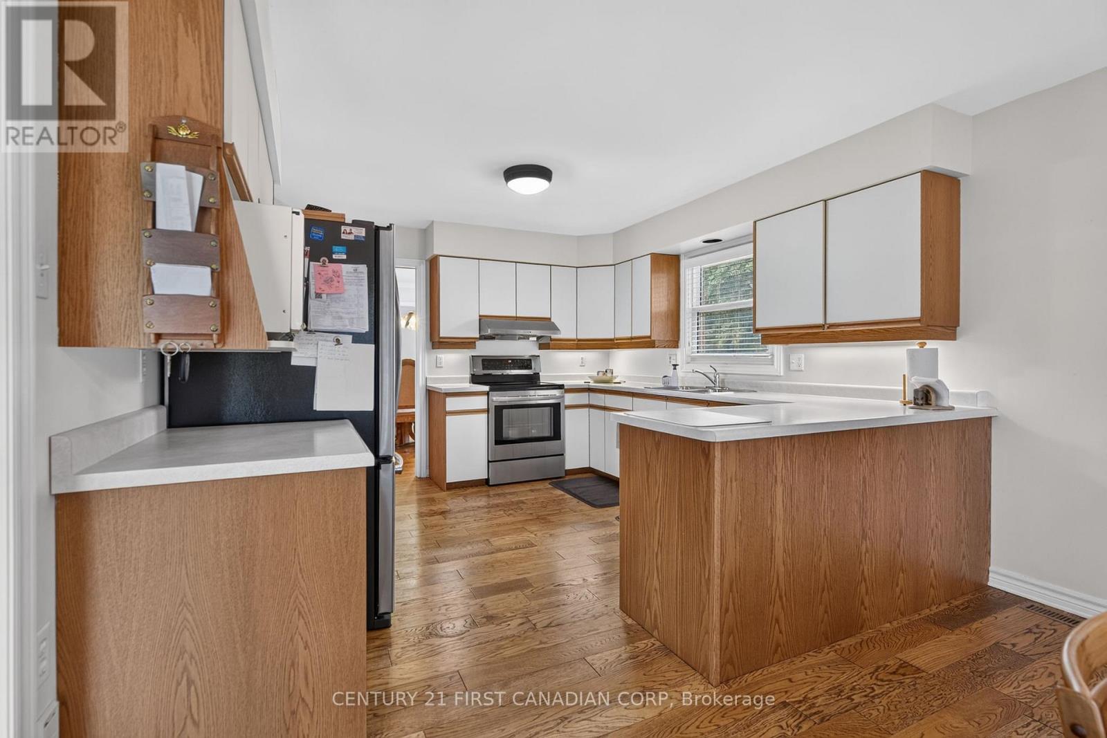 1 SPORTS FIELD CRESCENT - 10
