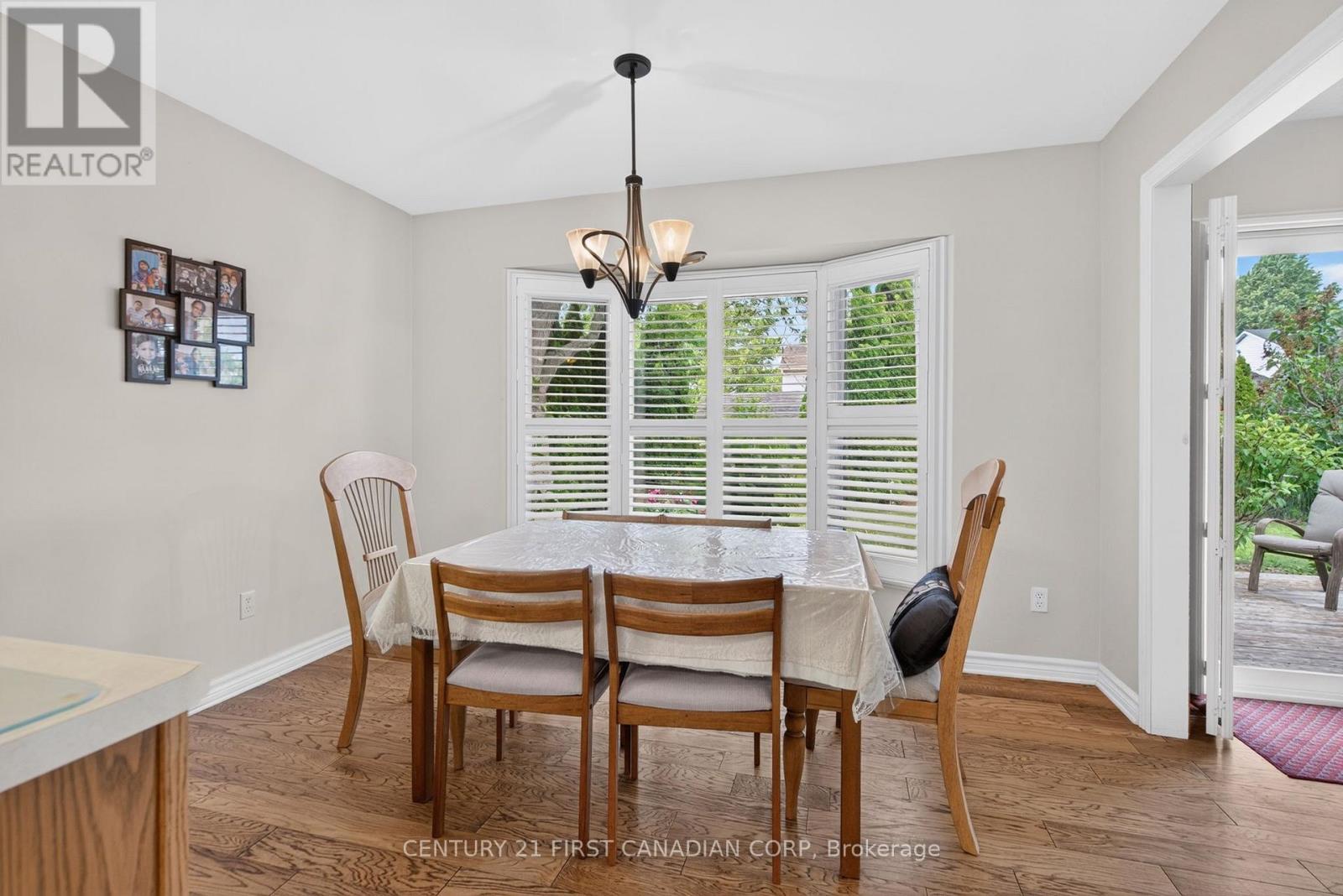 1 SPORTS FIELD CRESCENT - 12