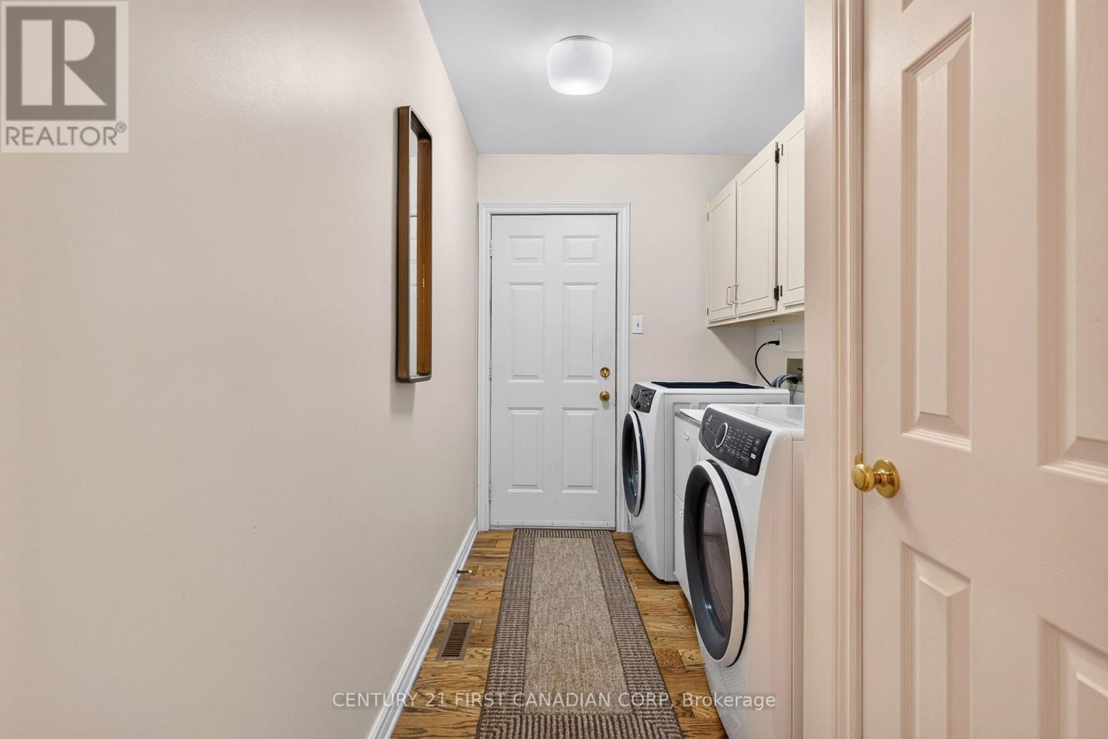 1 SPORTS FIELD CRESCENT - 15
