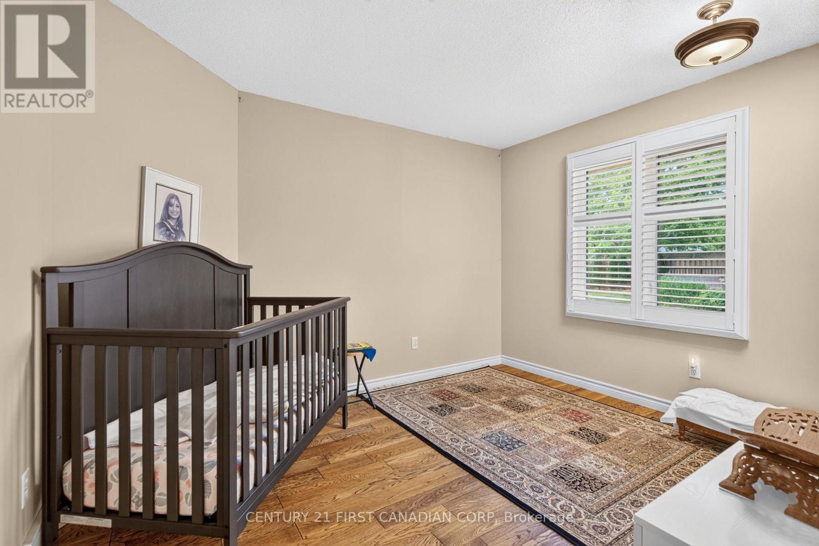 1 SPORTS FIELD CRESCENT - 21