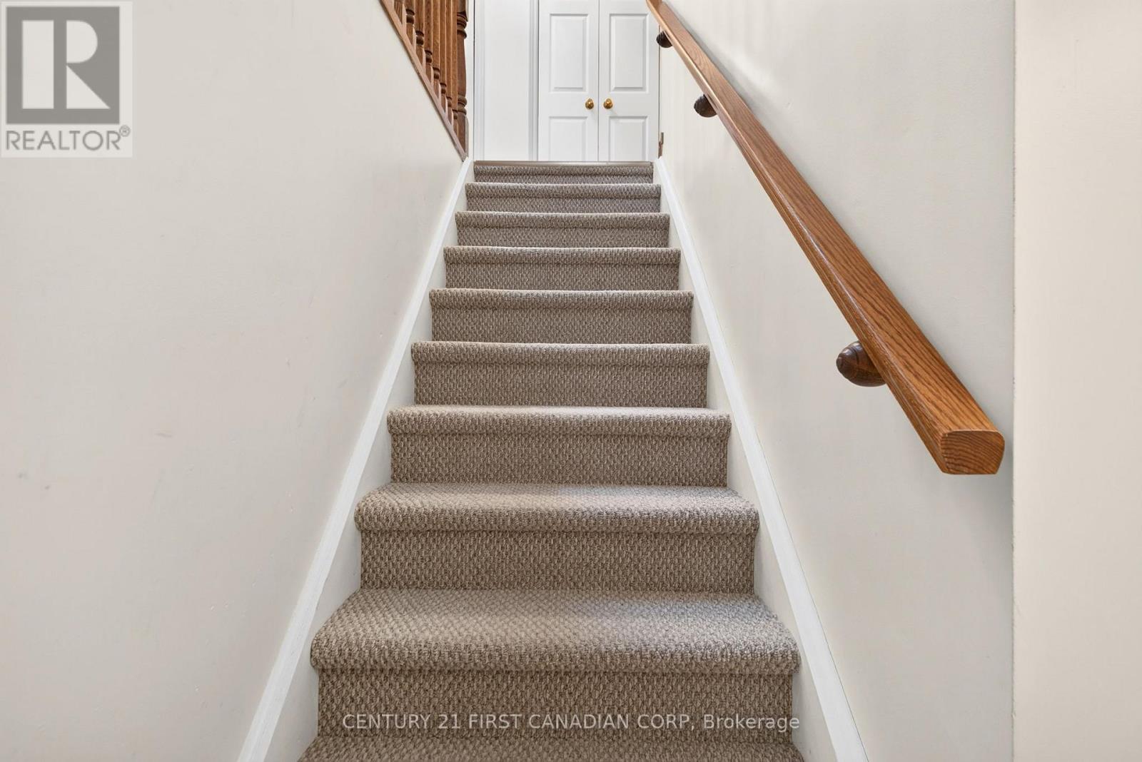 1 SPORTS FIELD CRESCENT - 30