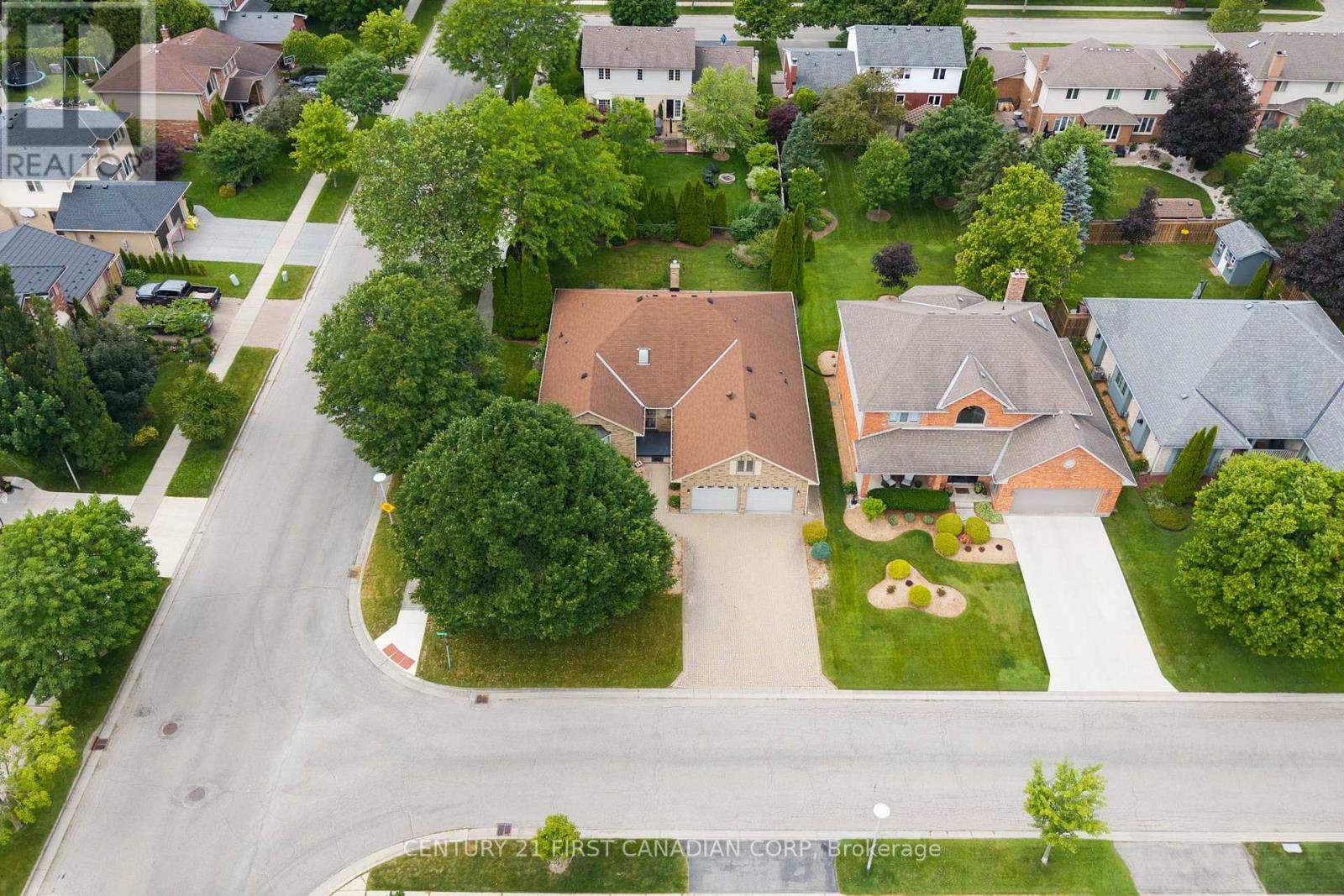 1 SPORTS FIELD CRESCENT - 45