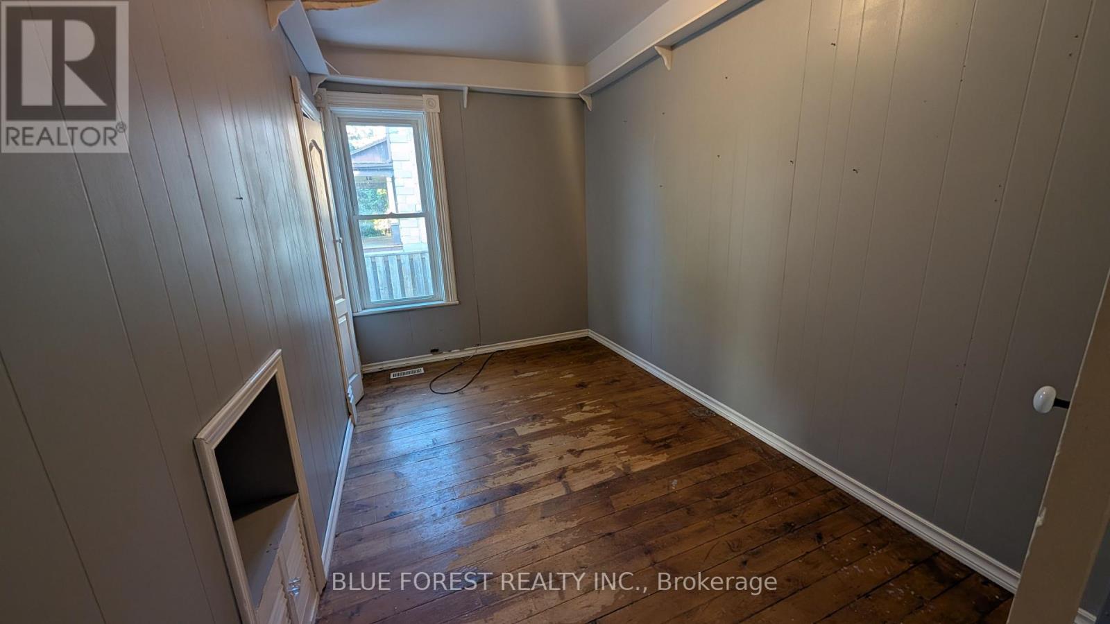 662 FRANCES STREET - 13
