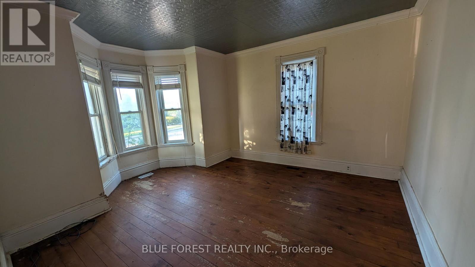 662 FRANCES STREET - 3